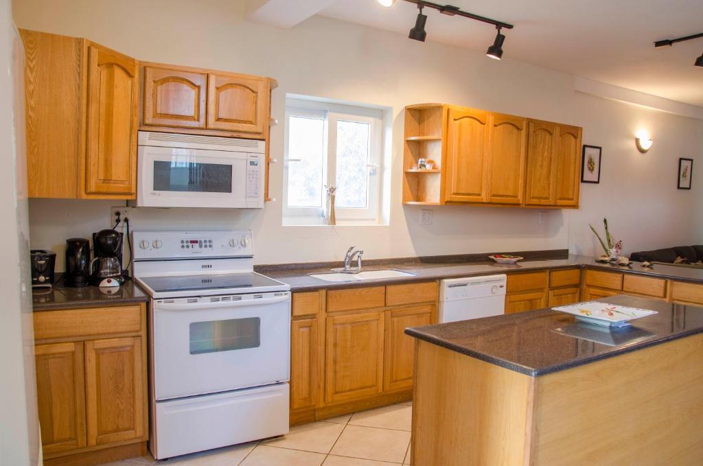 Hbk Villas At Jolly Harbour Номер фото